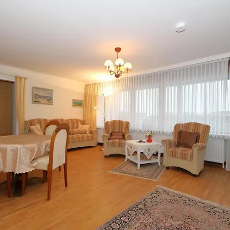 Haus-sylter-welle-5-45-ob アパート *