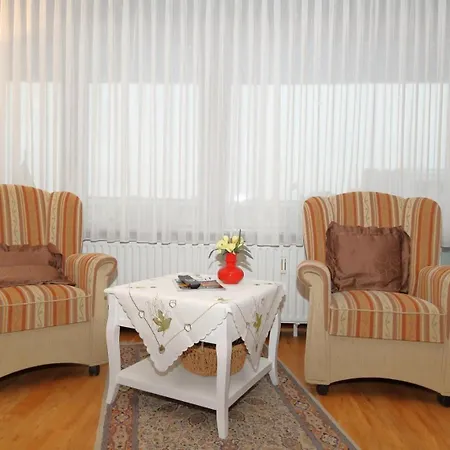 Haus-sylter-welle-5-45-ob アパート